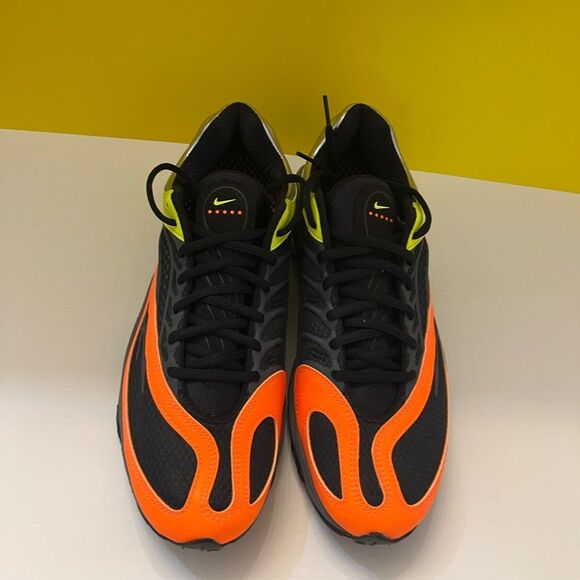 Nike Air Tuned Max Volt Total Orange 2022 - Picture 2 of 11